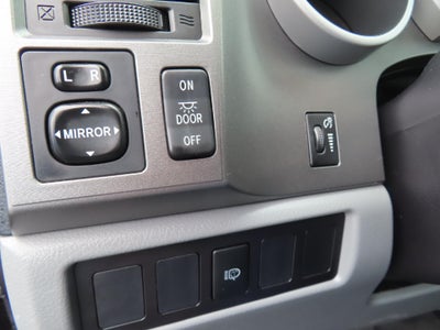 2017 Toyota Sequoia SR5