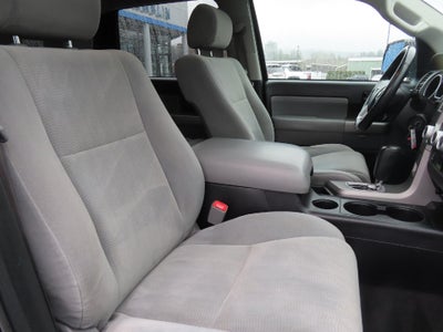 2017 Toyota Sequoia SR5