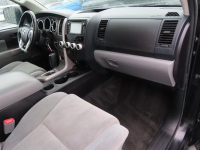 2017 Toyota Sequoia SR5