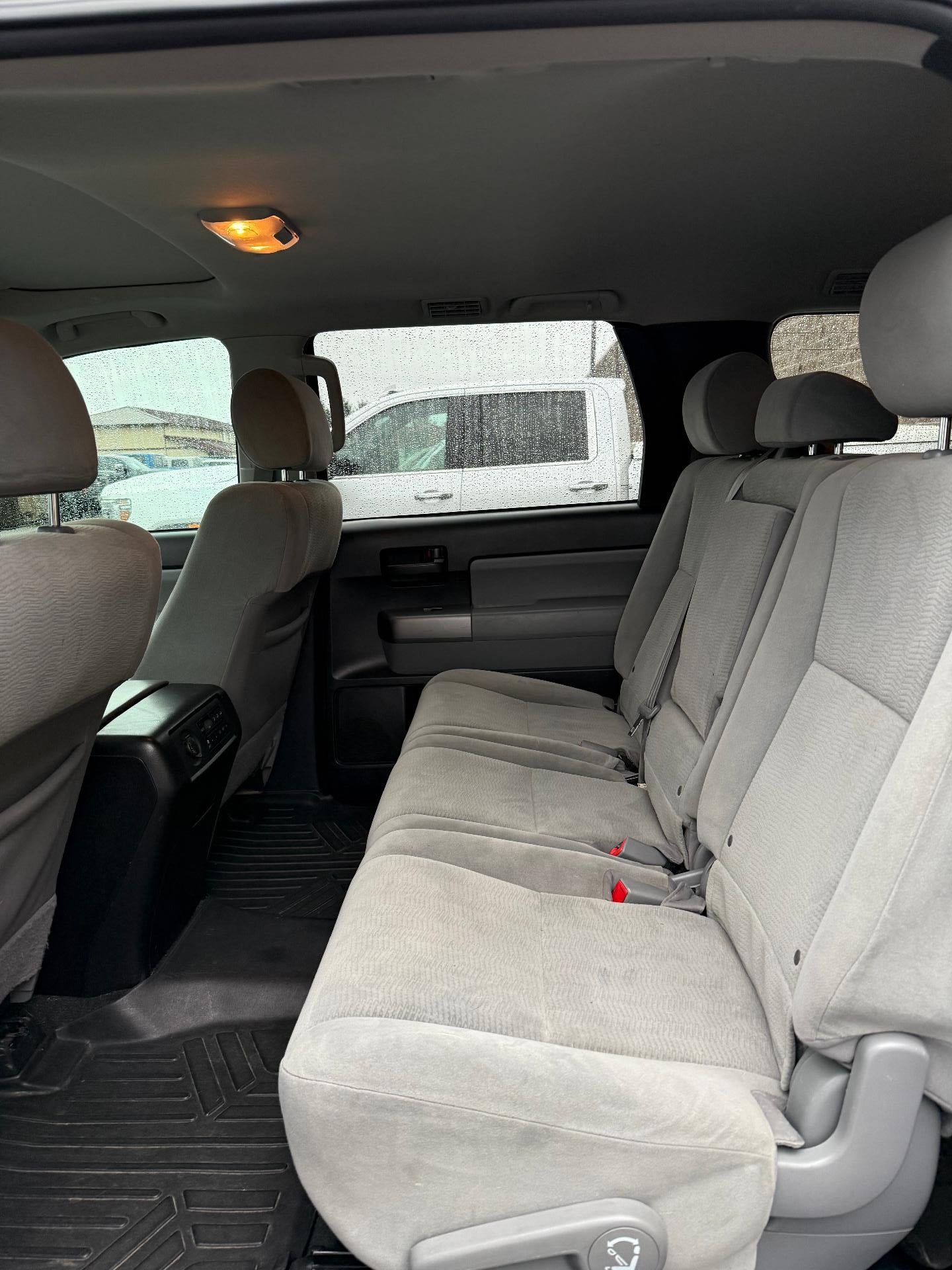 2017 Toyota Sequoia SR5