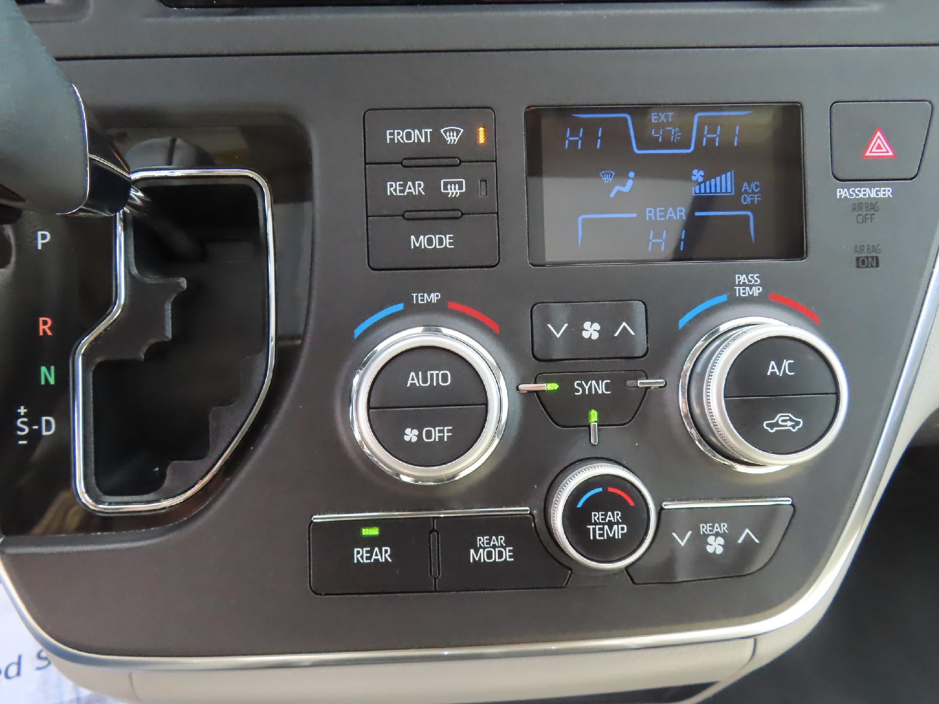 2018 Toyota Sienna XLE Premium