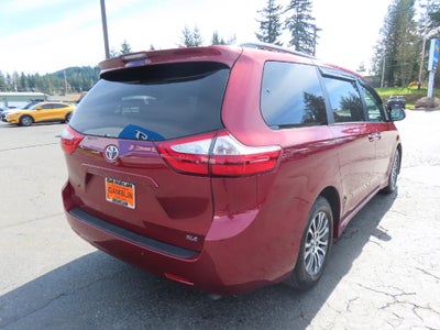 2018 Toyota Sienna XLE Premium
