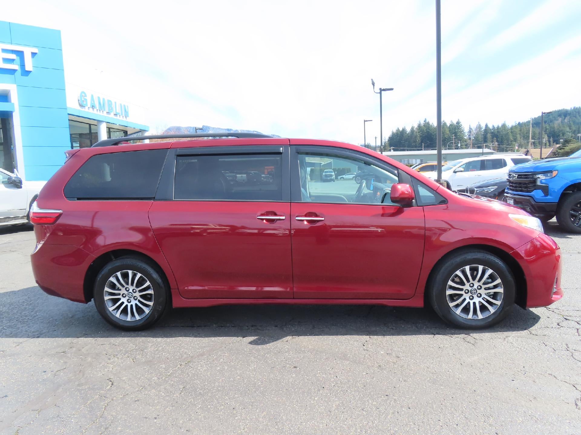 2018 Toyota Sienna XLE Premium