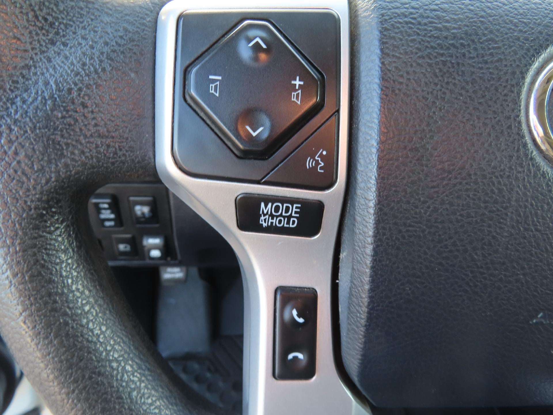 2018 Toyota Tundra 4WD SR5