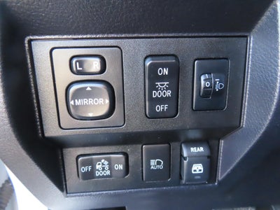 2018 Toyota Tundra 4WD SR5