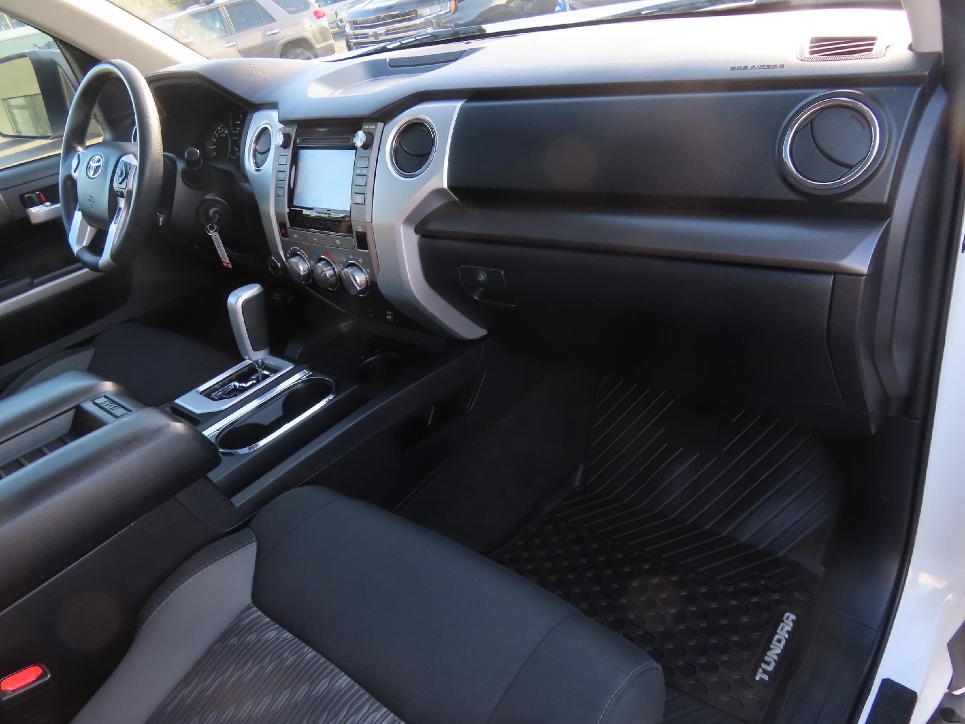 2018 Toyota Tundra 4WD SR5