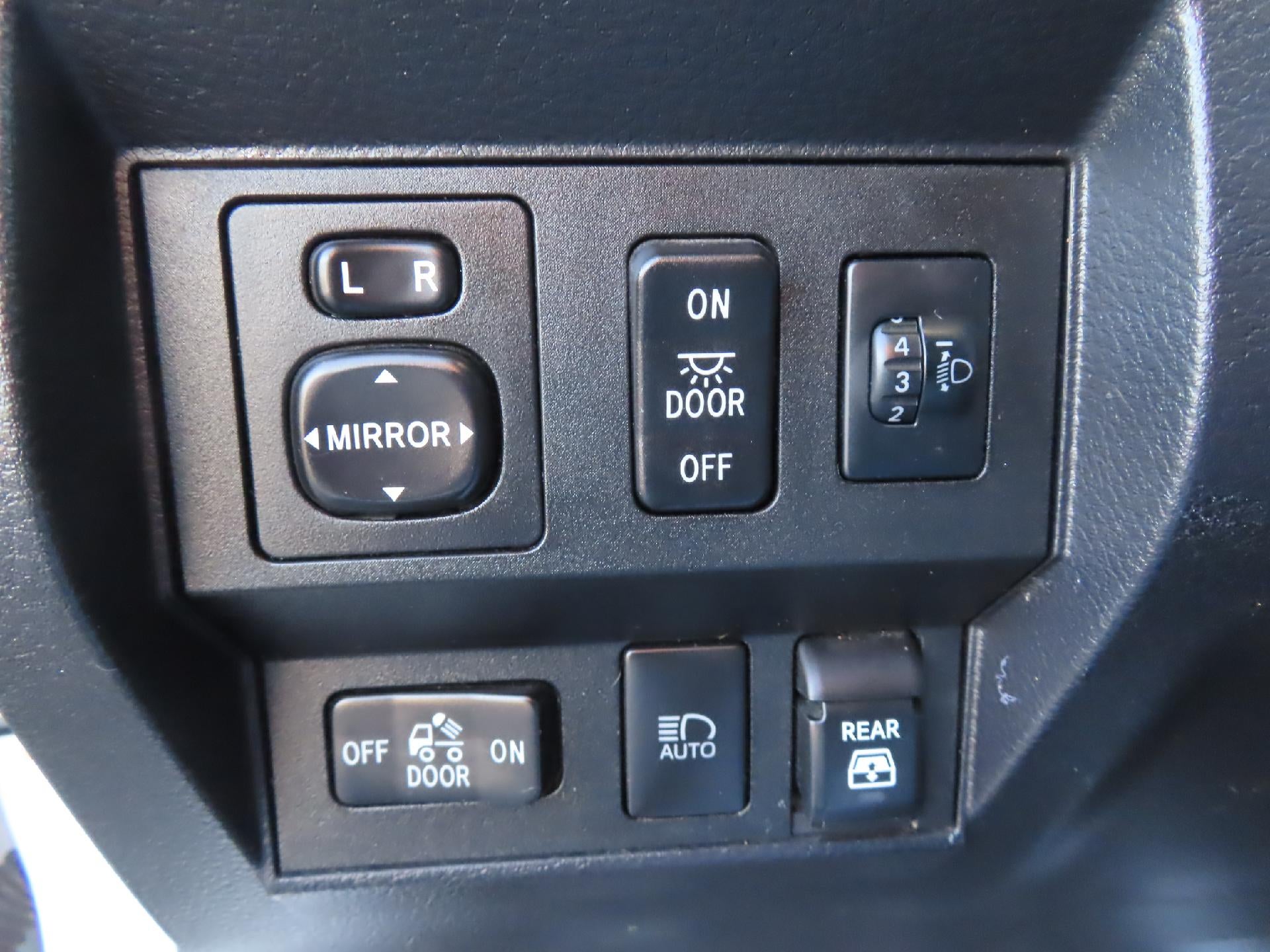 2021 Toyota Tundra 4WD SR5