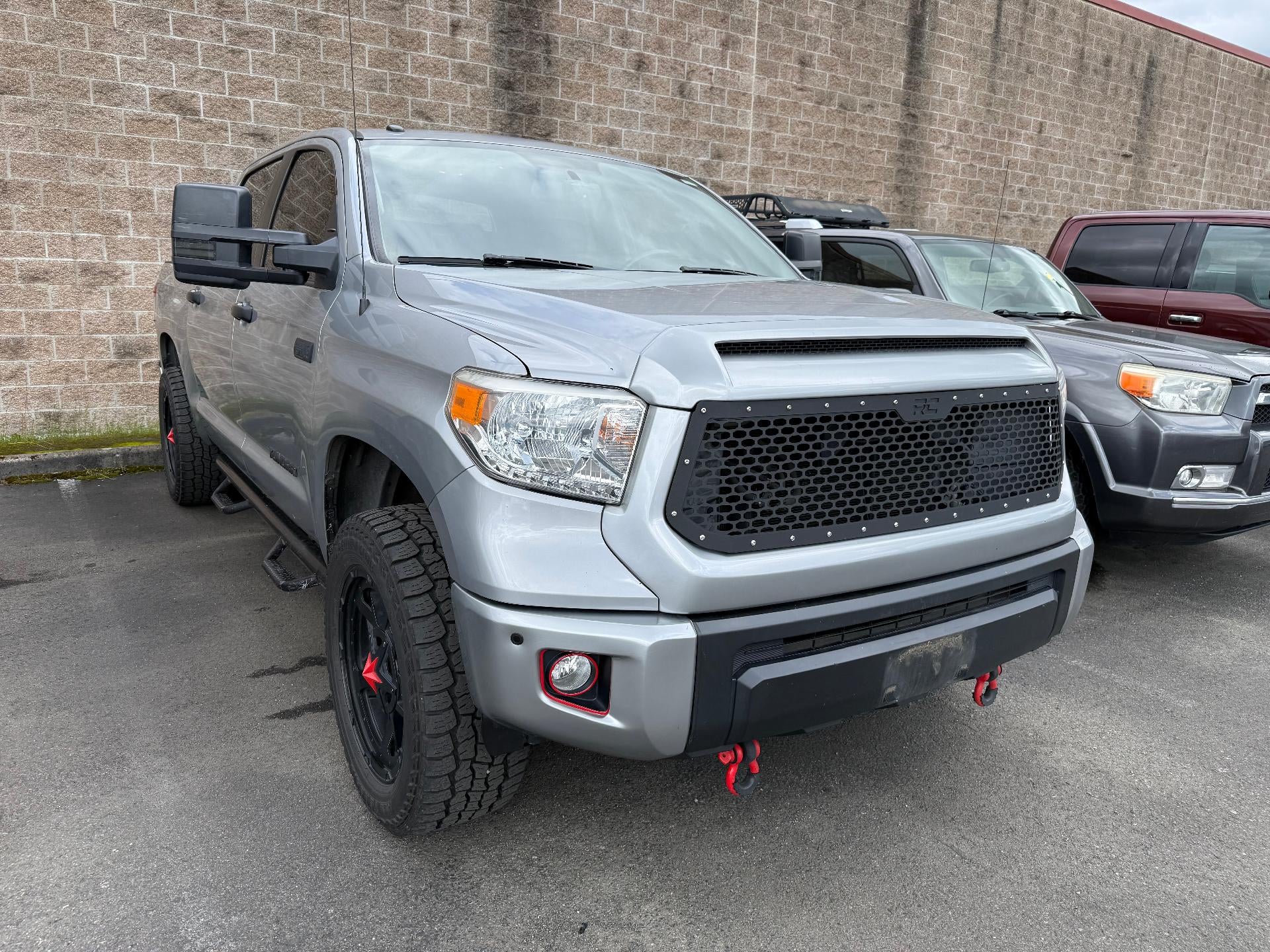 2016 Toyota Tundra 4WD Truck Limited