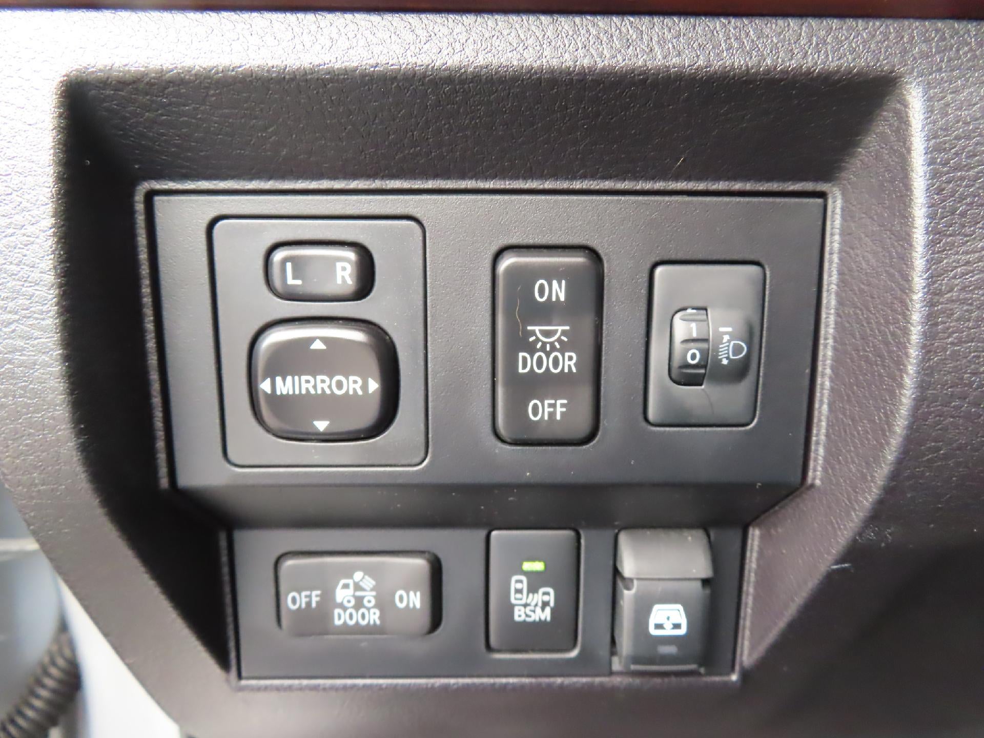 2016 Toyota Tundra 4WD Truck Limited