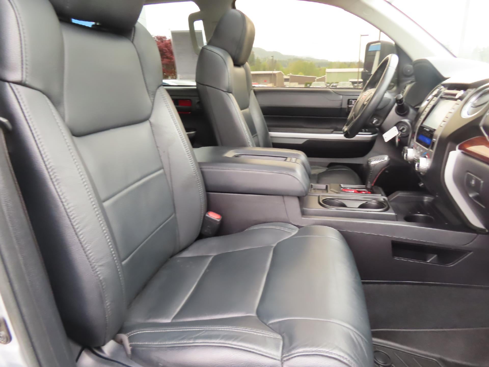 2016 Toyota Tundra 4WD Truck Limited