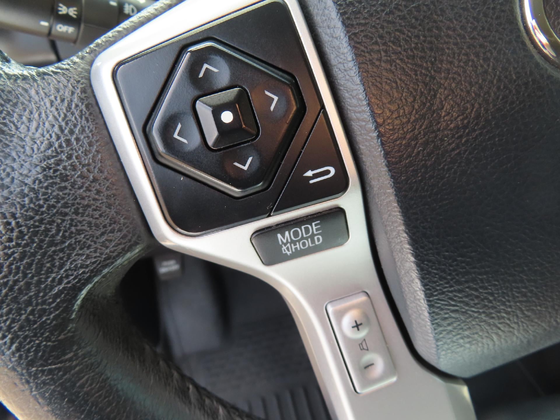2016 Toyota Tundra 4WD Truck Limited