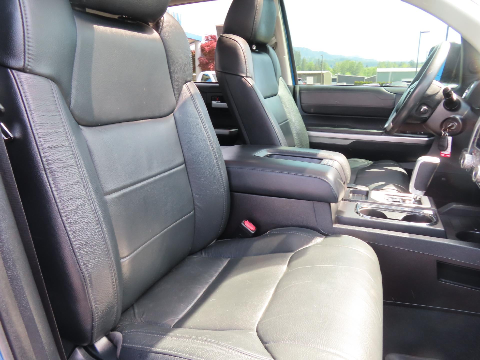 2016 Toyota Tundra 4WD Truck Limited