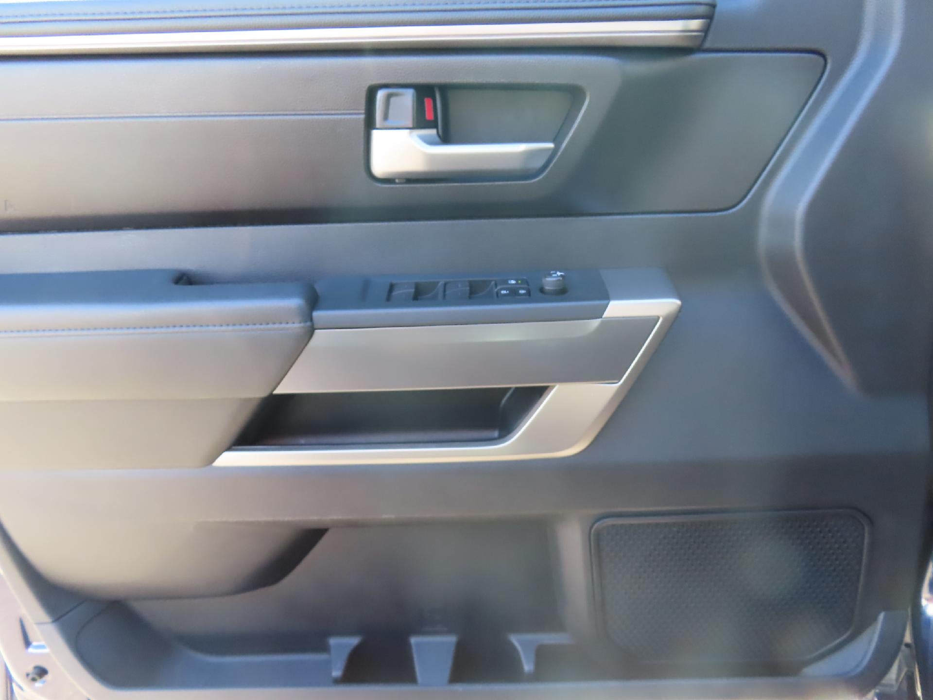 2022 Toyota Tundra 4WD Base