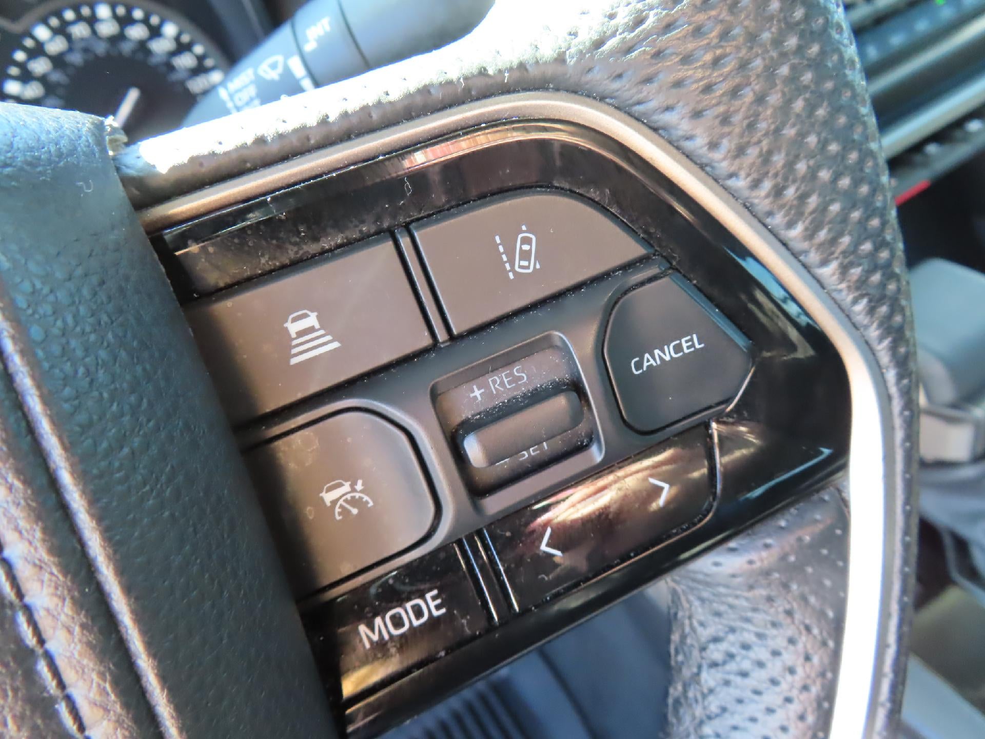 2022 Toyota Tundra 4WD Base