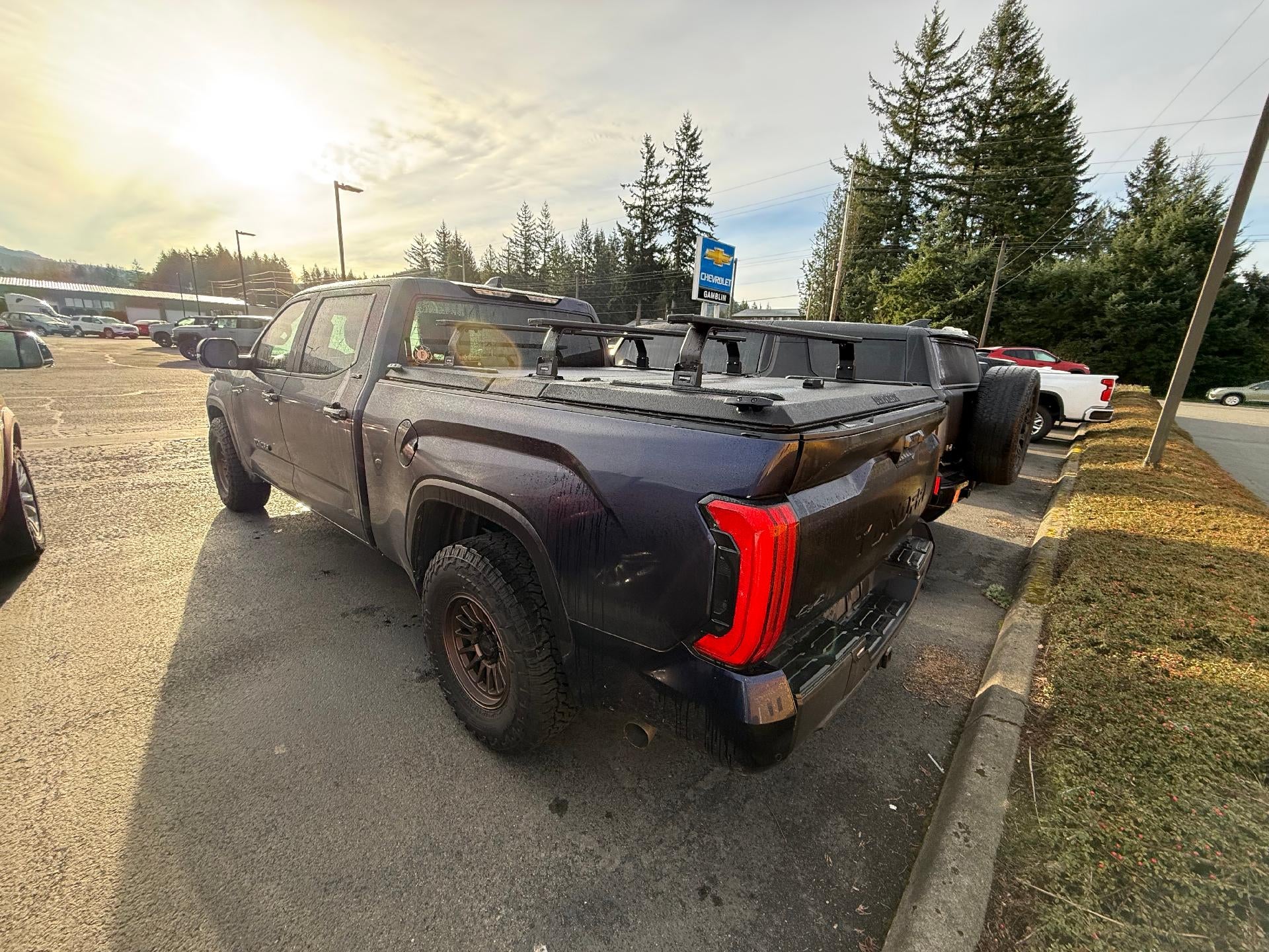 2022 Toyota Tundra 4WD SR5