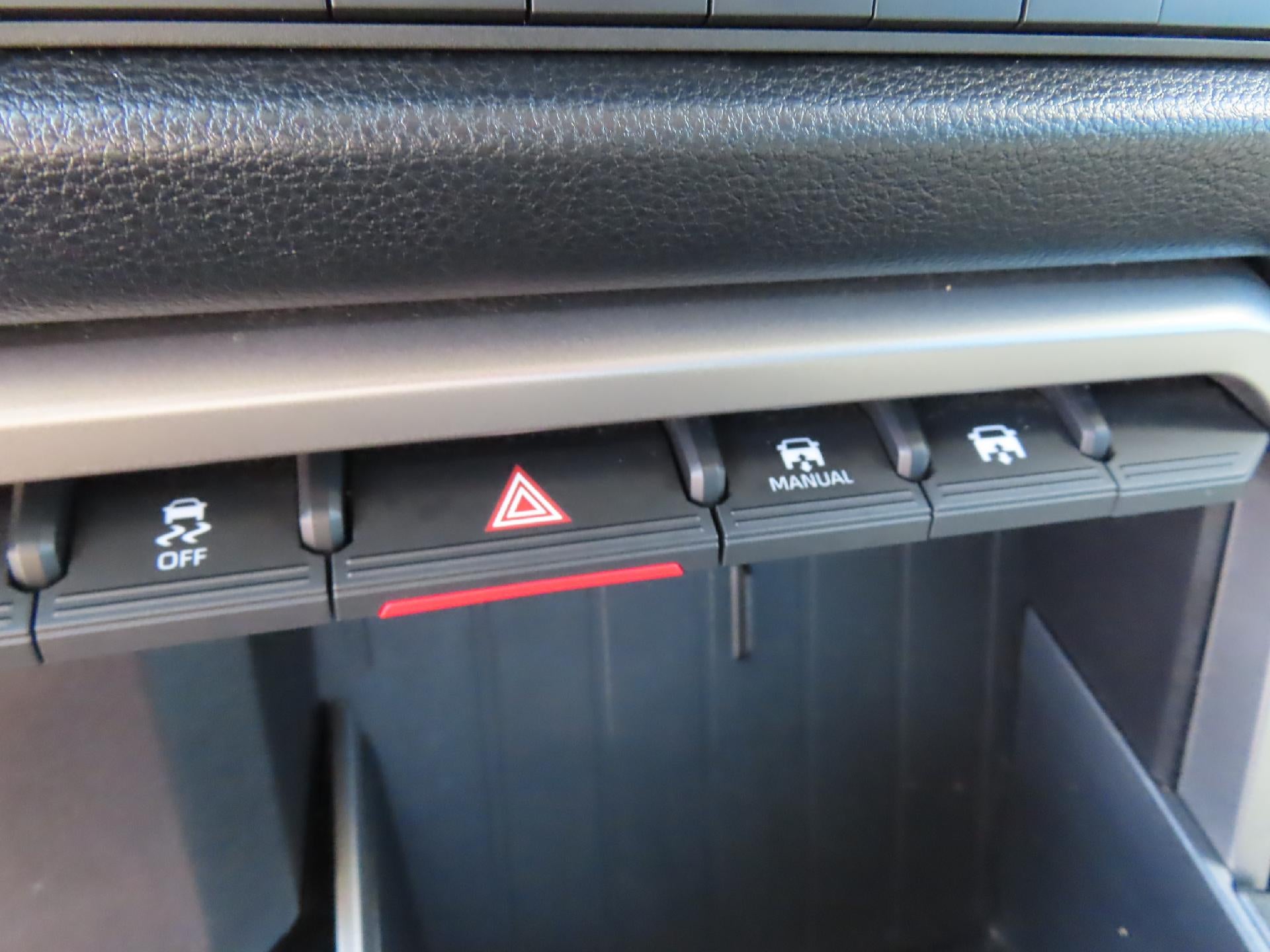 2022 Toyota Tundra 4WD Base