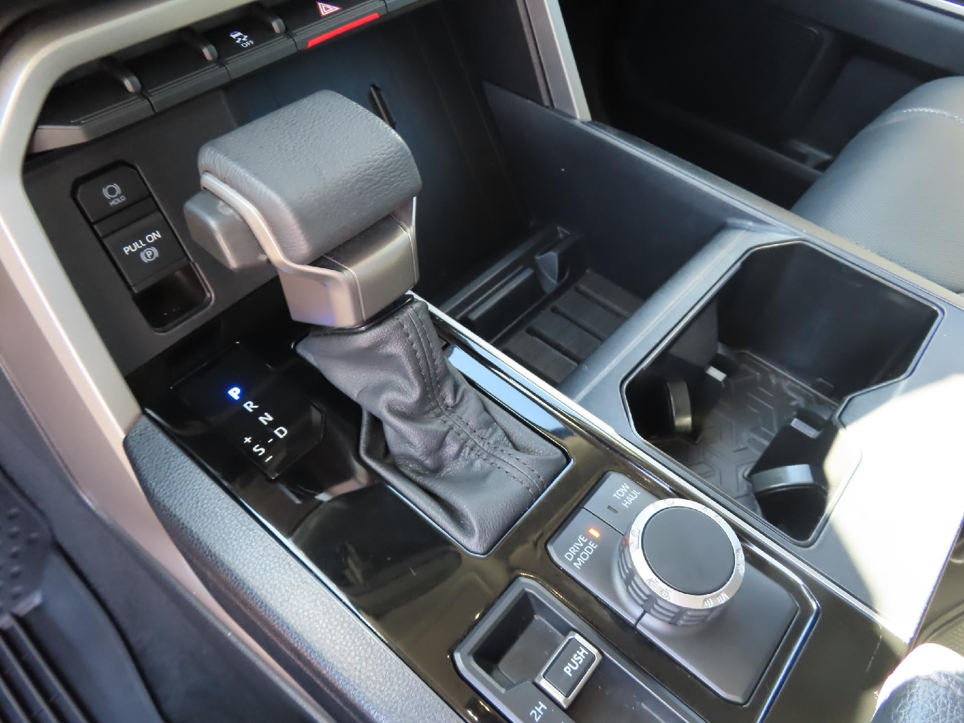 2022 Toyota Tundra 4WD Base