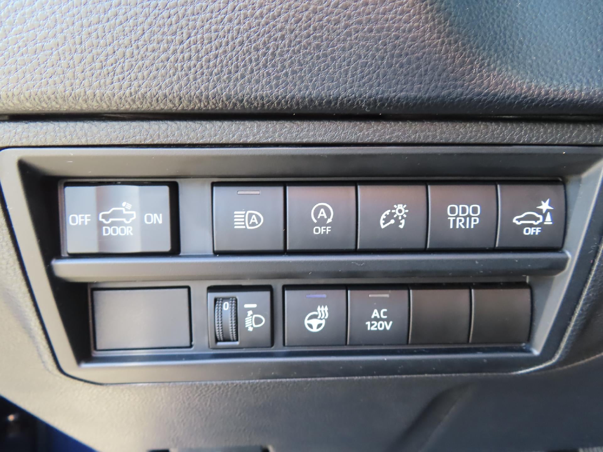 2022 Toyota Tundra 4WD Base