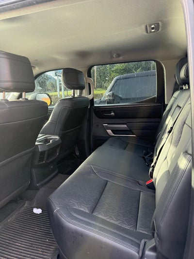 2022 Toyota Tundra 4WD SR5