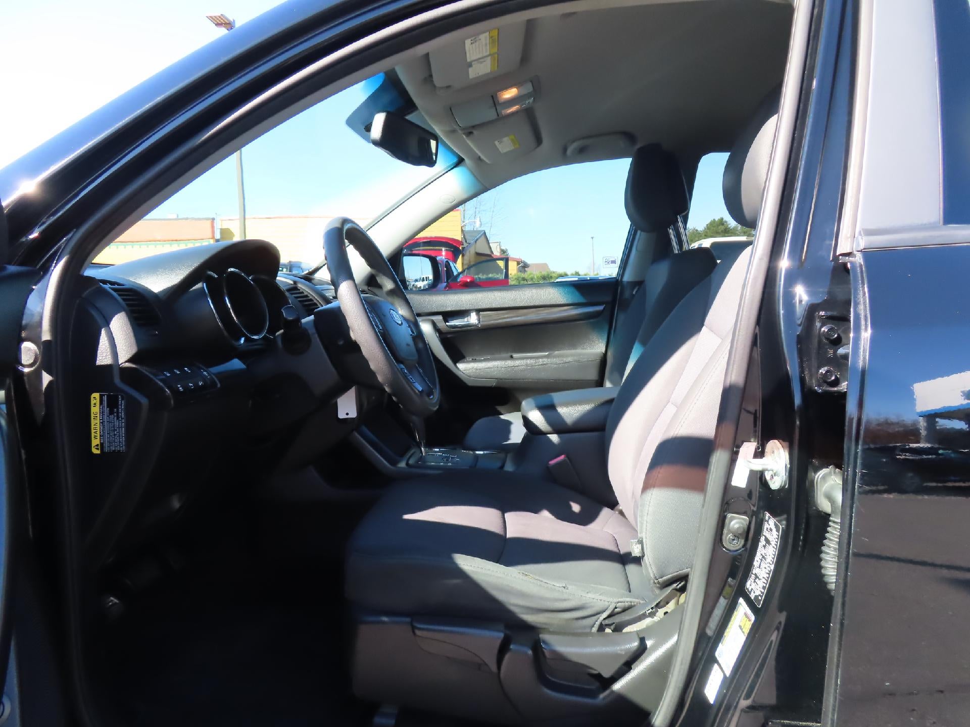 2012 Kia Sorento LX