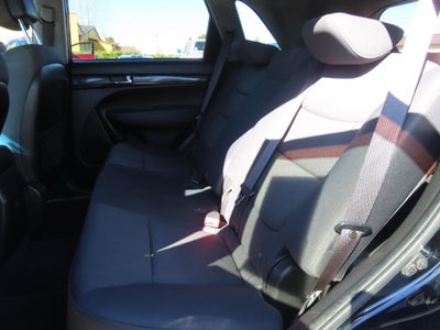 2012 Kia Sorento LX