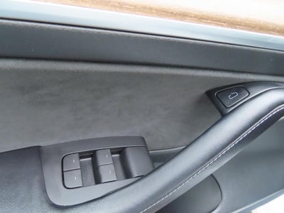 2022 Tesla Model 3 Base