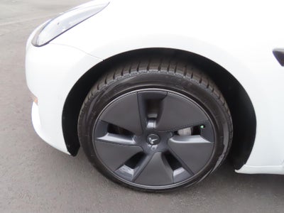 2022 Tesla Model 3 Base