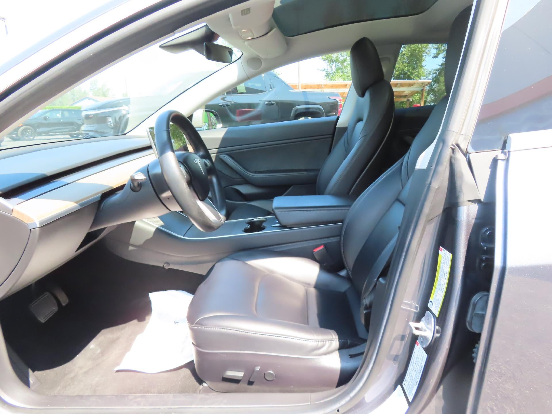 2018 Tesla Model 3 Long Range - Photo 13