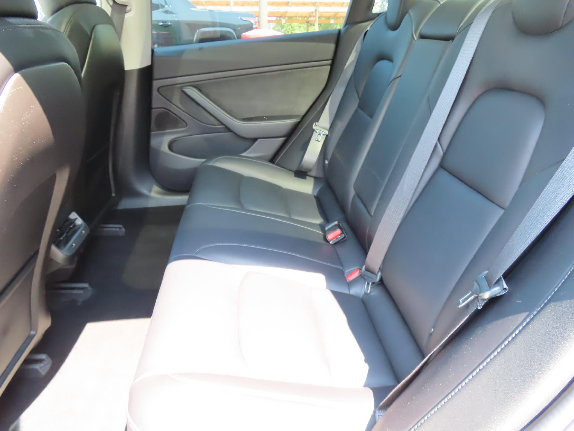 2018 Tesla Model 3 Long Range - Photo 21