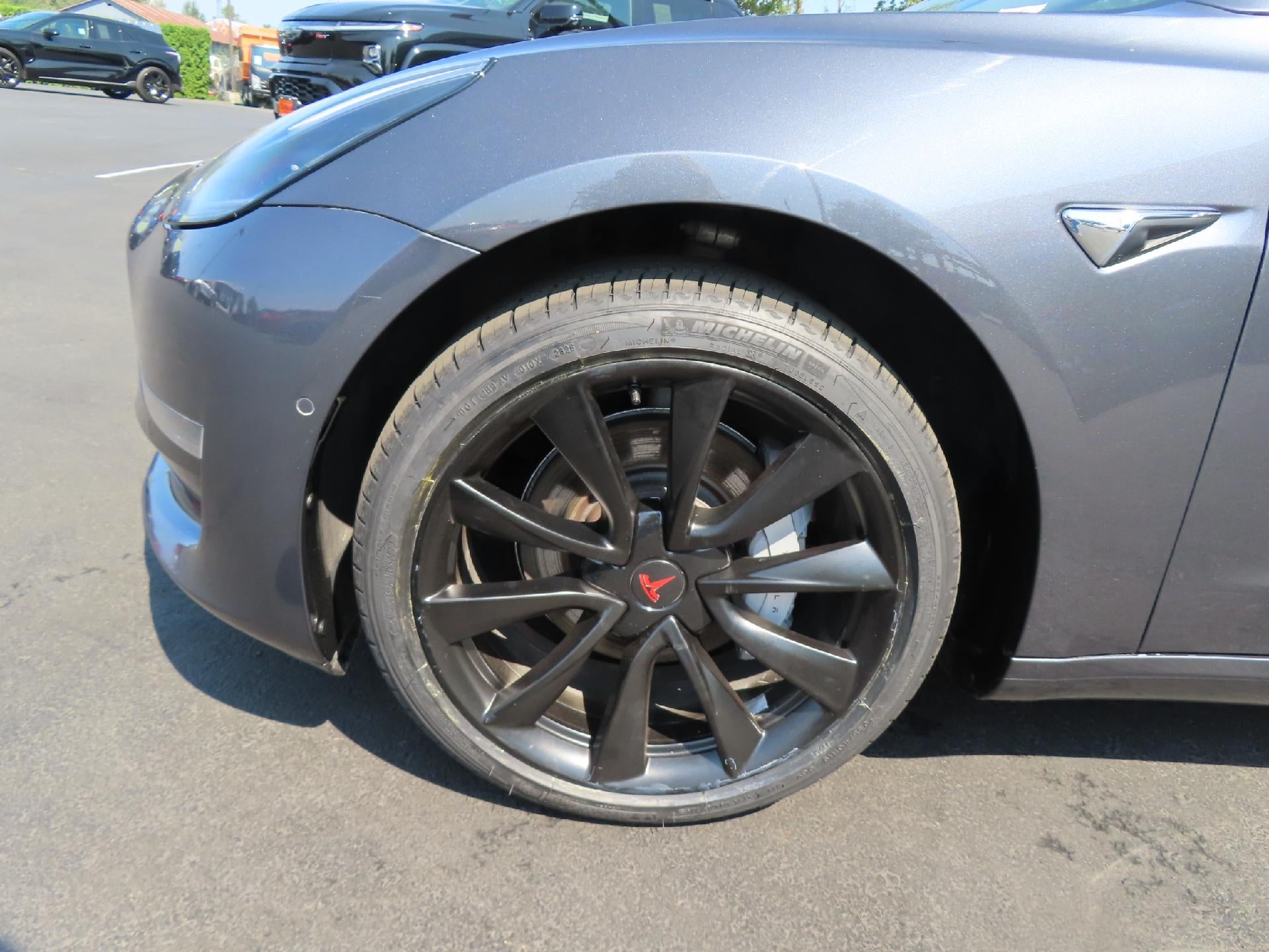 2018 Tesla Model 3 Long Range - Photo 9