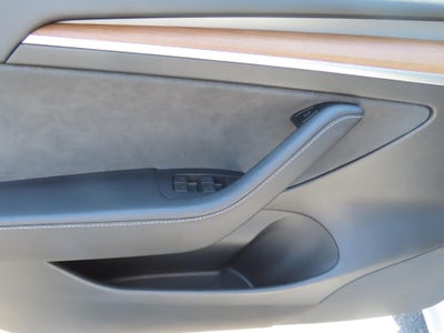 2022 Tesla Model 3 Base