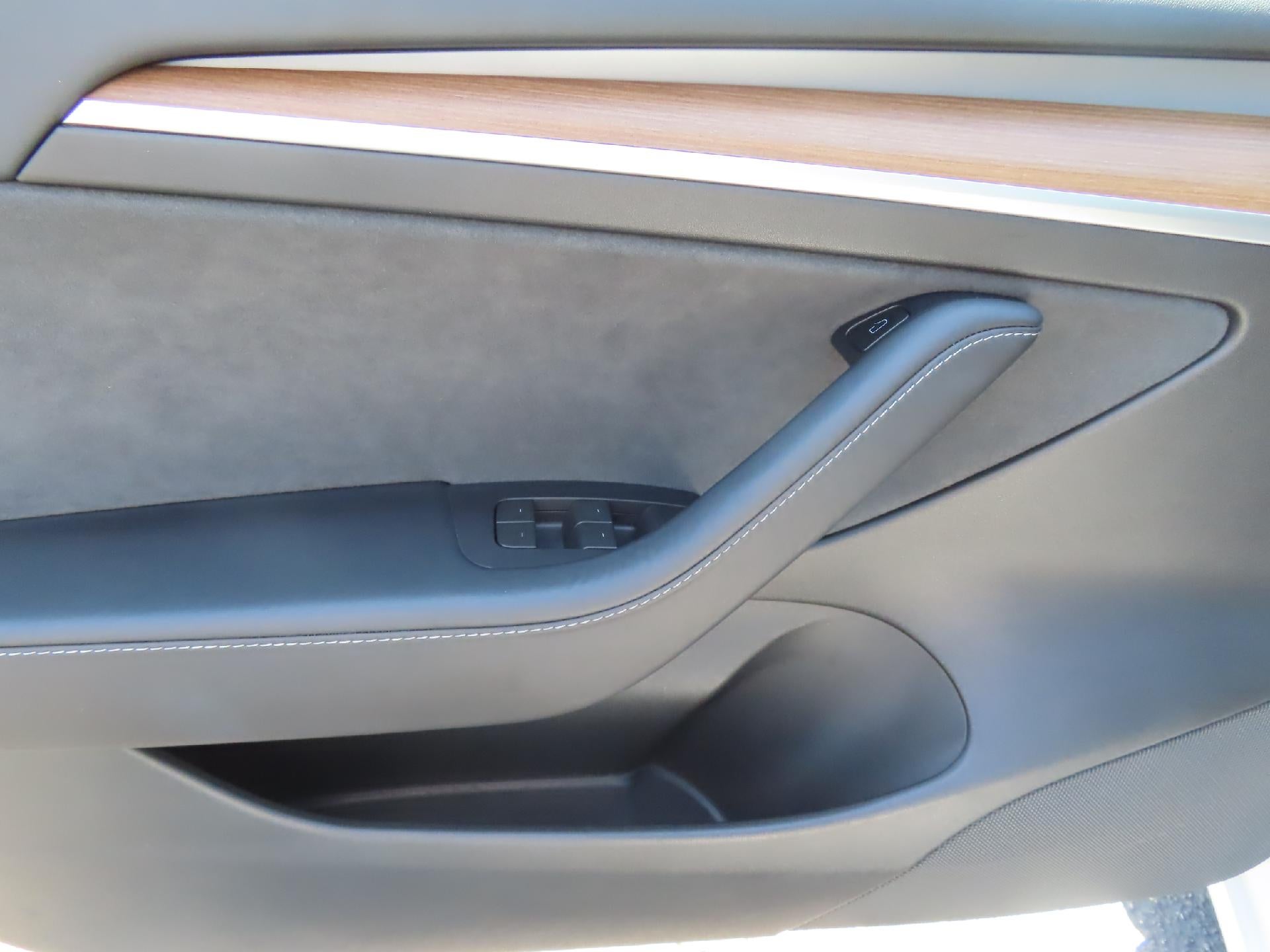 2022 Tesla Model 3 Base
