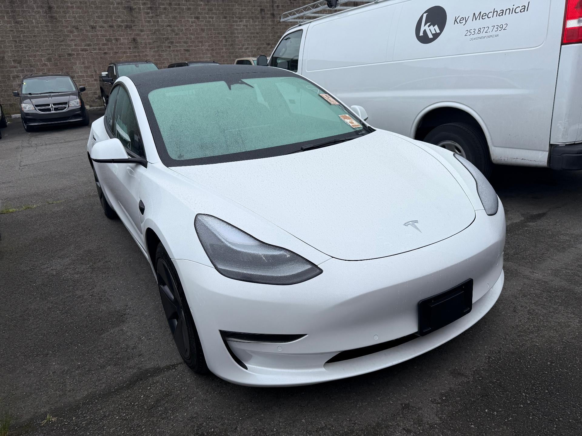 Used 2022 Tesla Model 3 Base with VIN 5YJ3E1EA8NF195828 for sale in Enumclaw, WA
