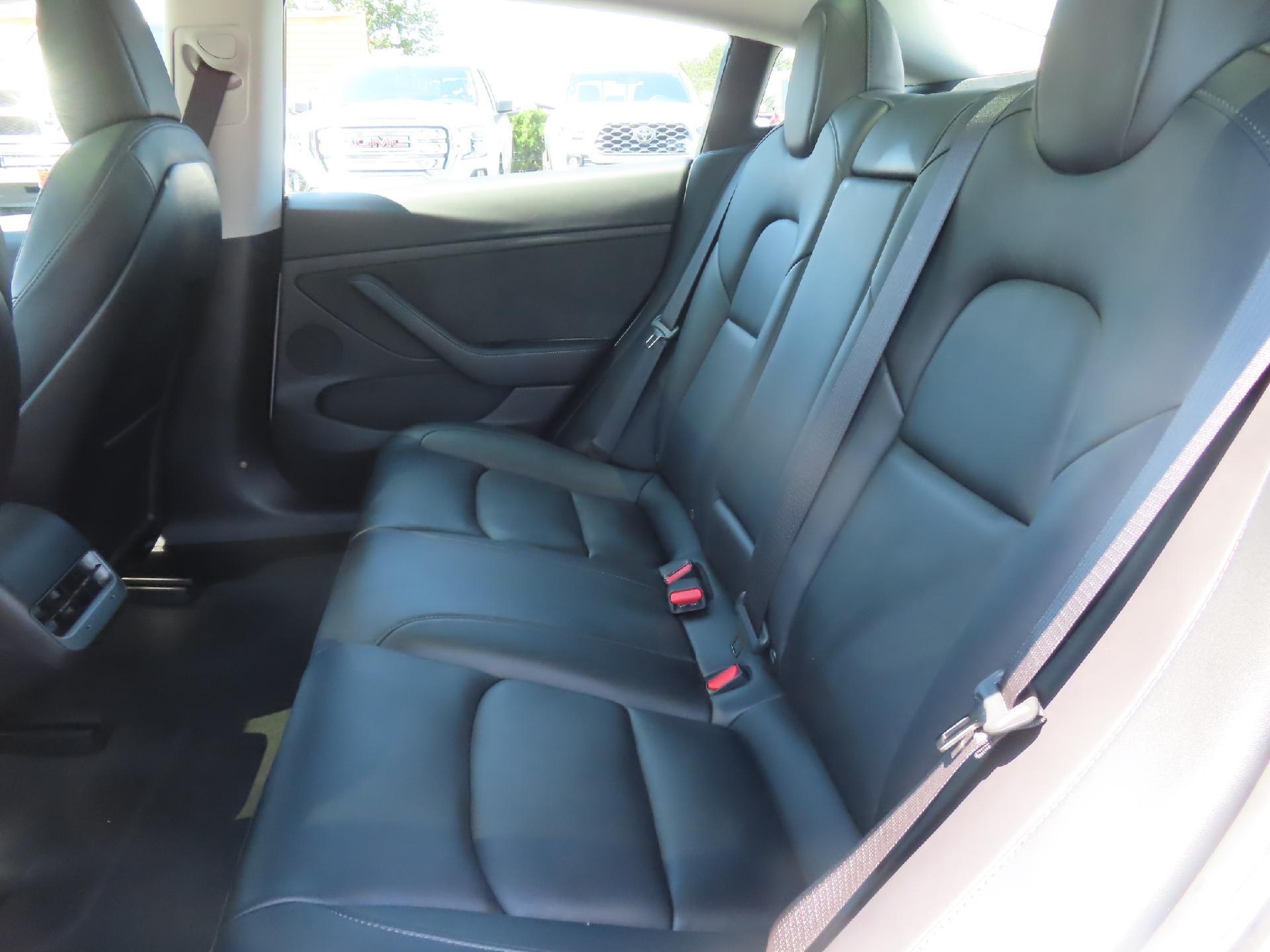 2022 Tesla Model 3 Base