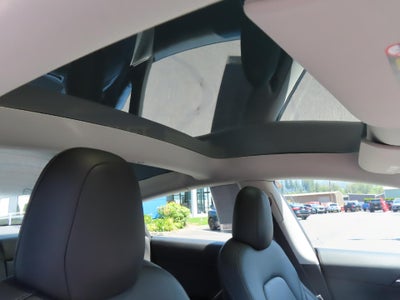 2022 Tesla Model 3 Base