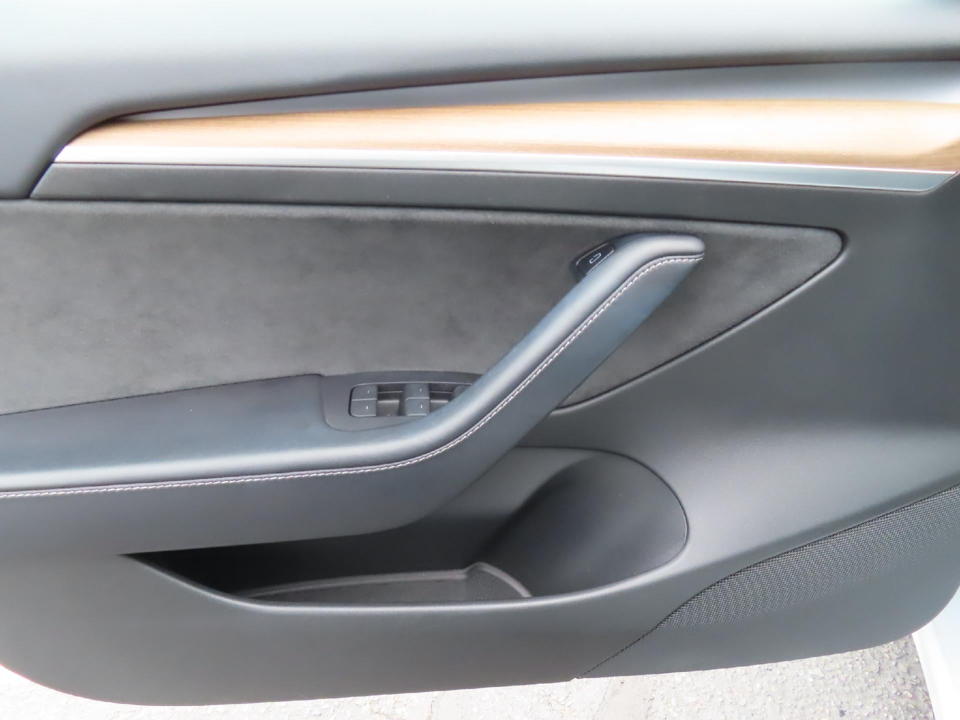 2022 Tesla Model 3 Base