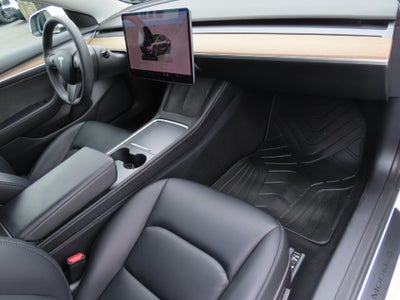 2022 Tesla Model 3 Base