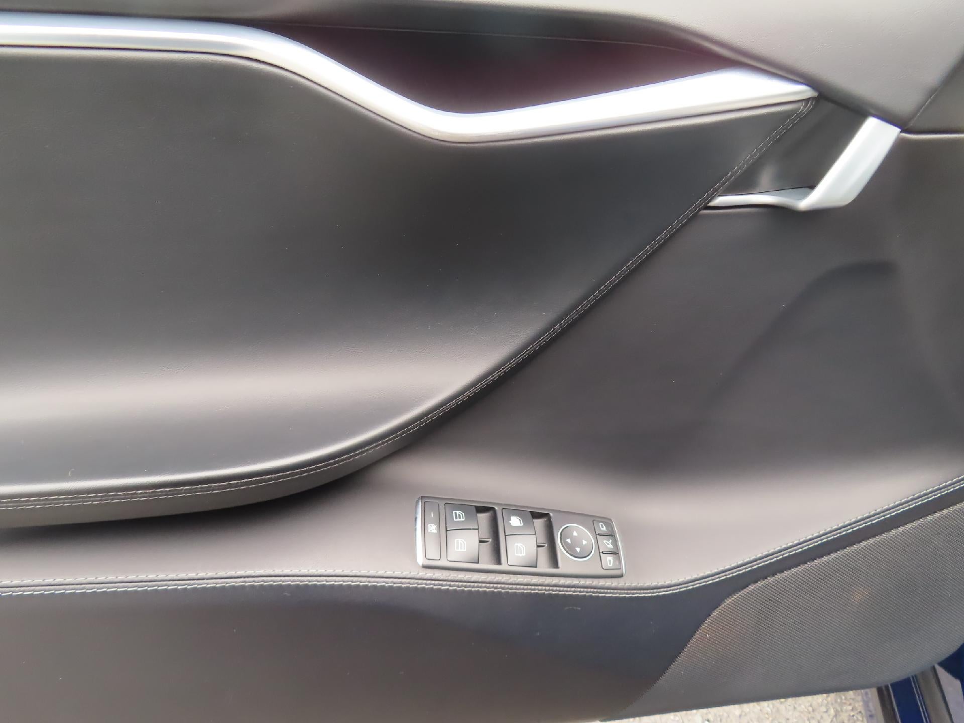 2016 Tesla Model S 75D