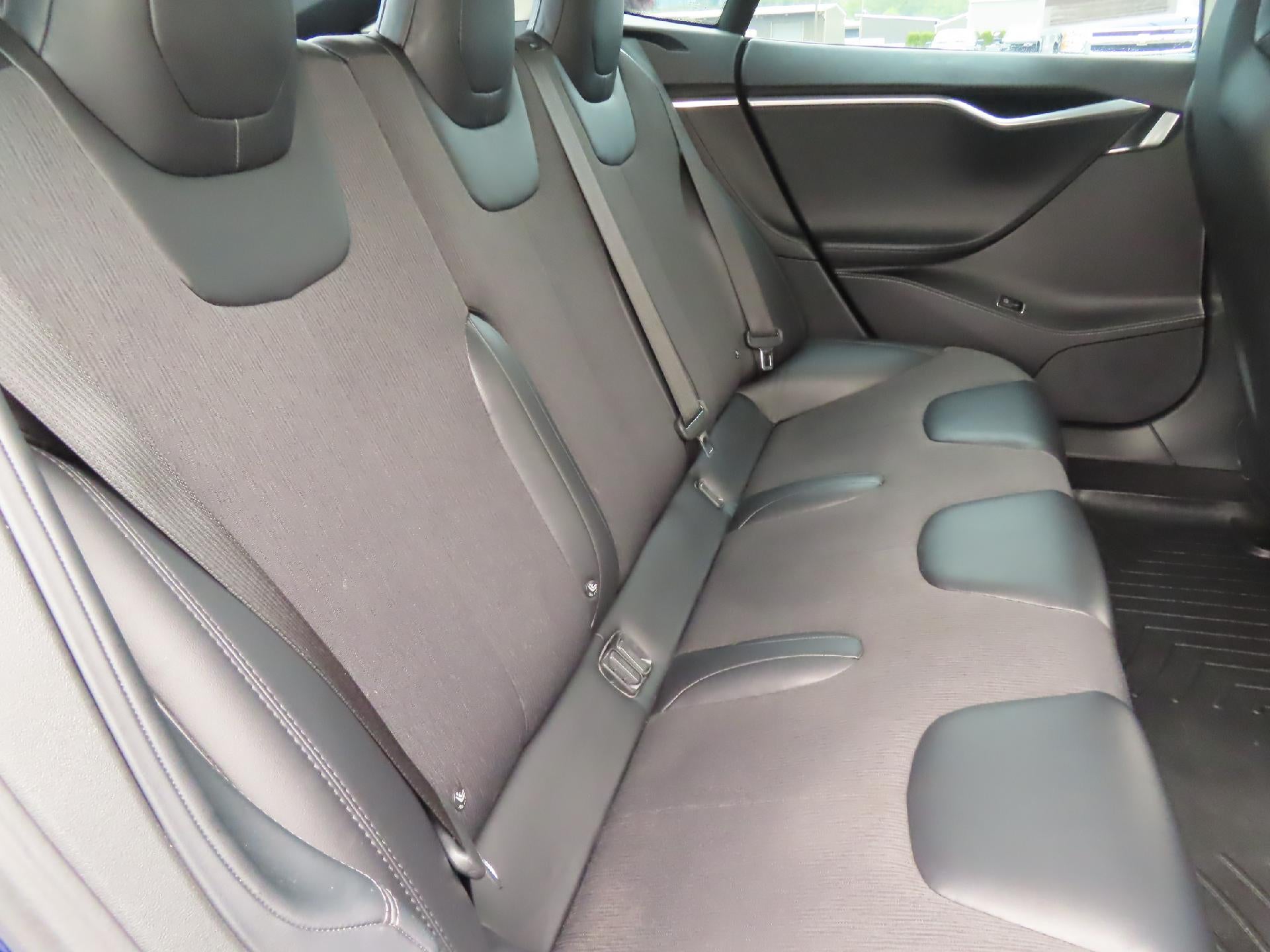 2016 Tesla Model S 75D