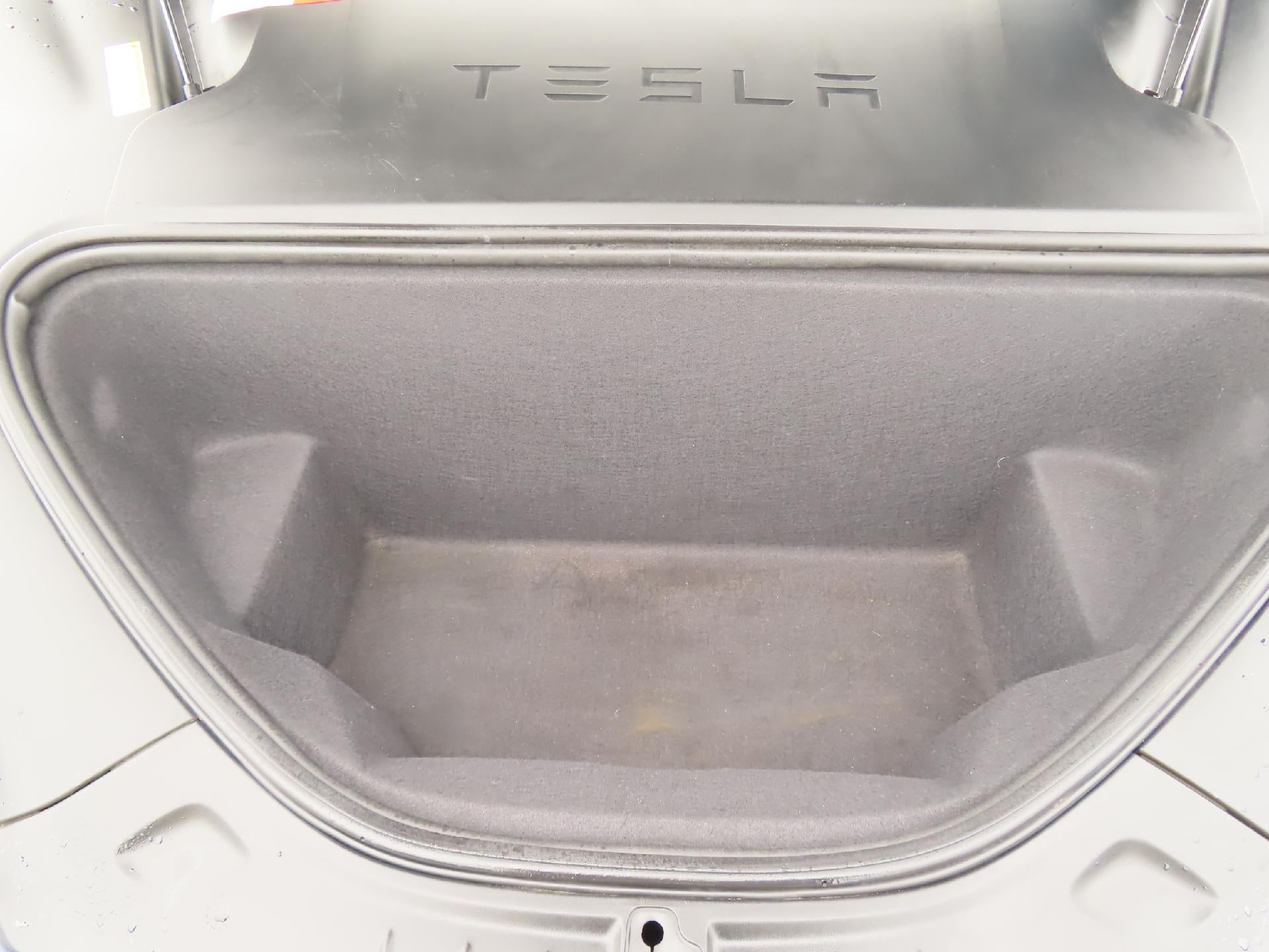 2016 Tesla Model S 75D