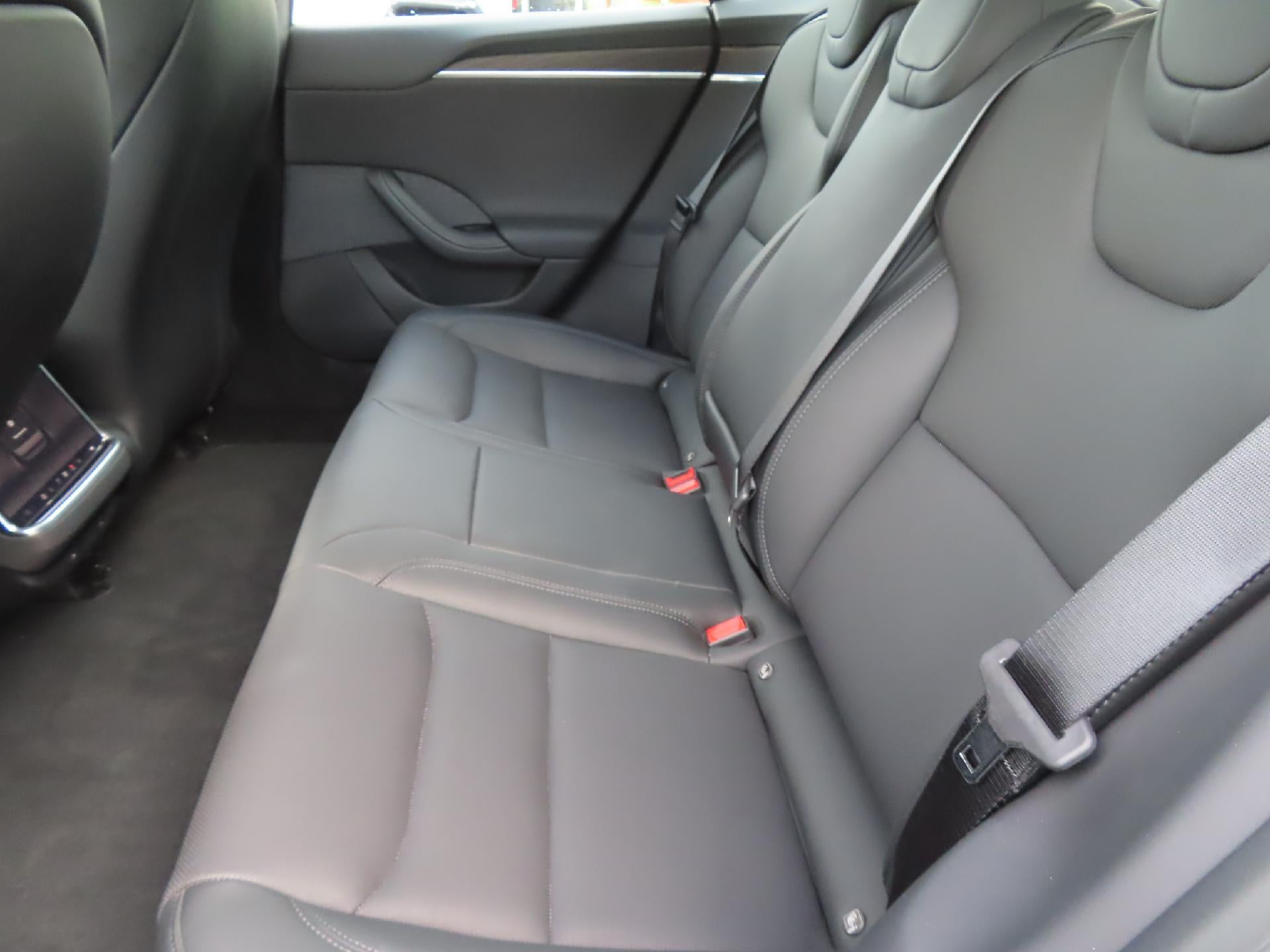 2024 Tesla Model S Base
