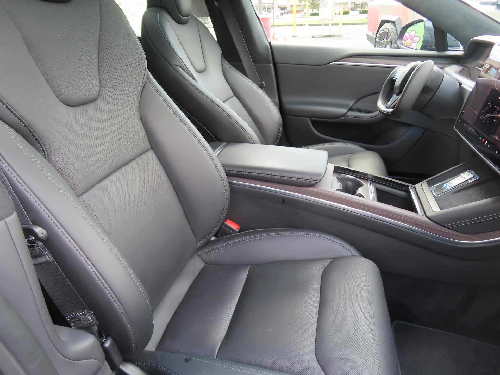2024 Tesla Model S Base