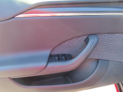 2022 Tesla Model S Plaid