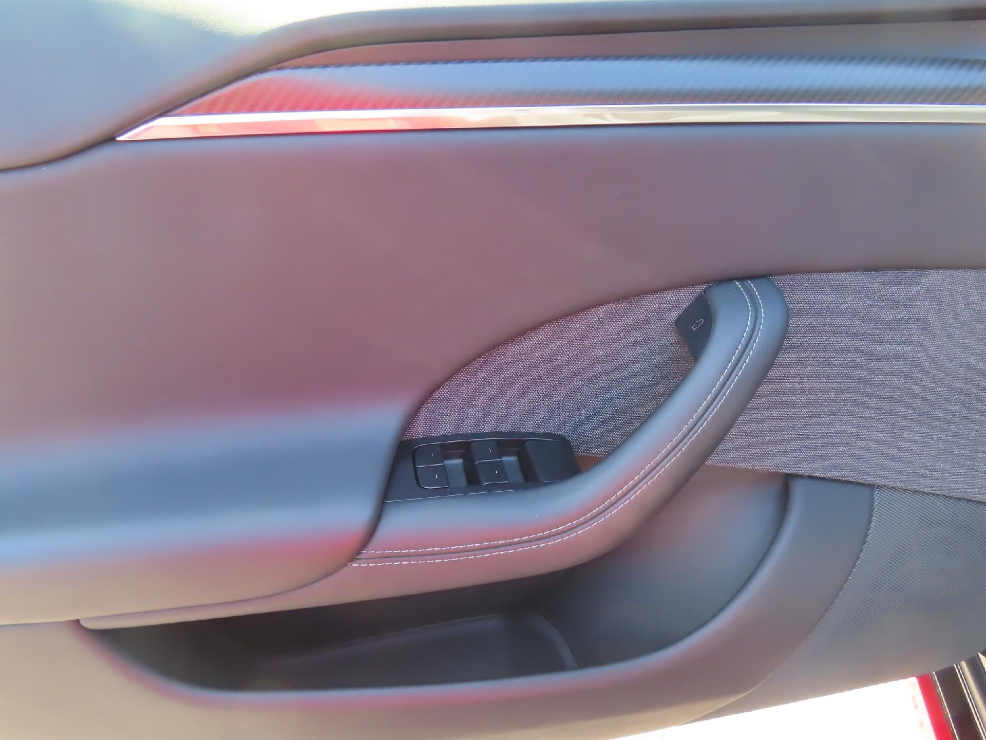 2022 Tesla Model S Plaid