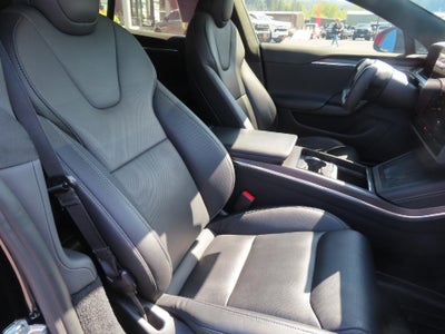 2022 Tesla Model S Plaid