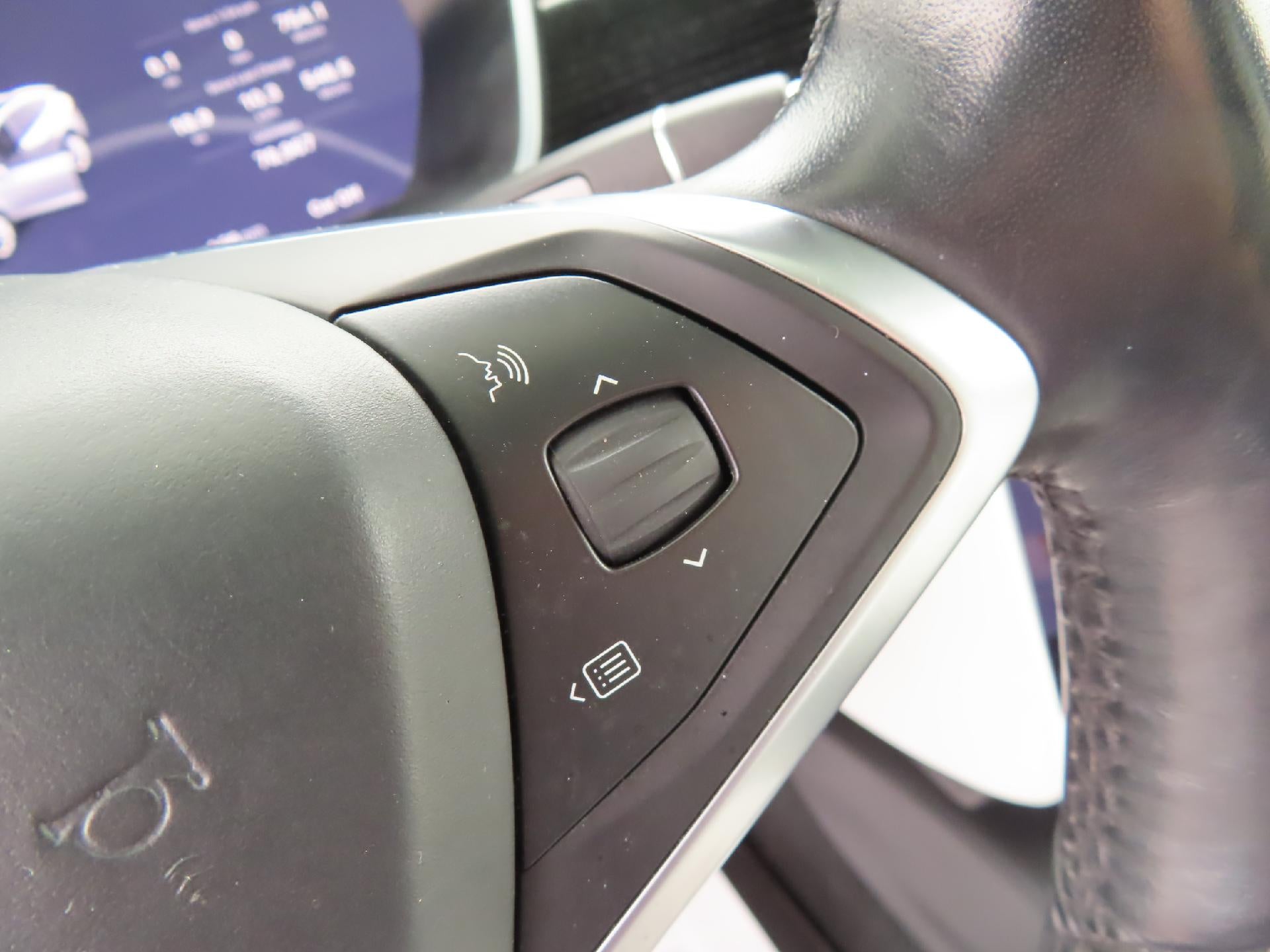 2017 Tesla Model X Base