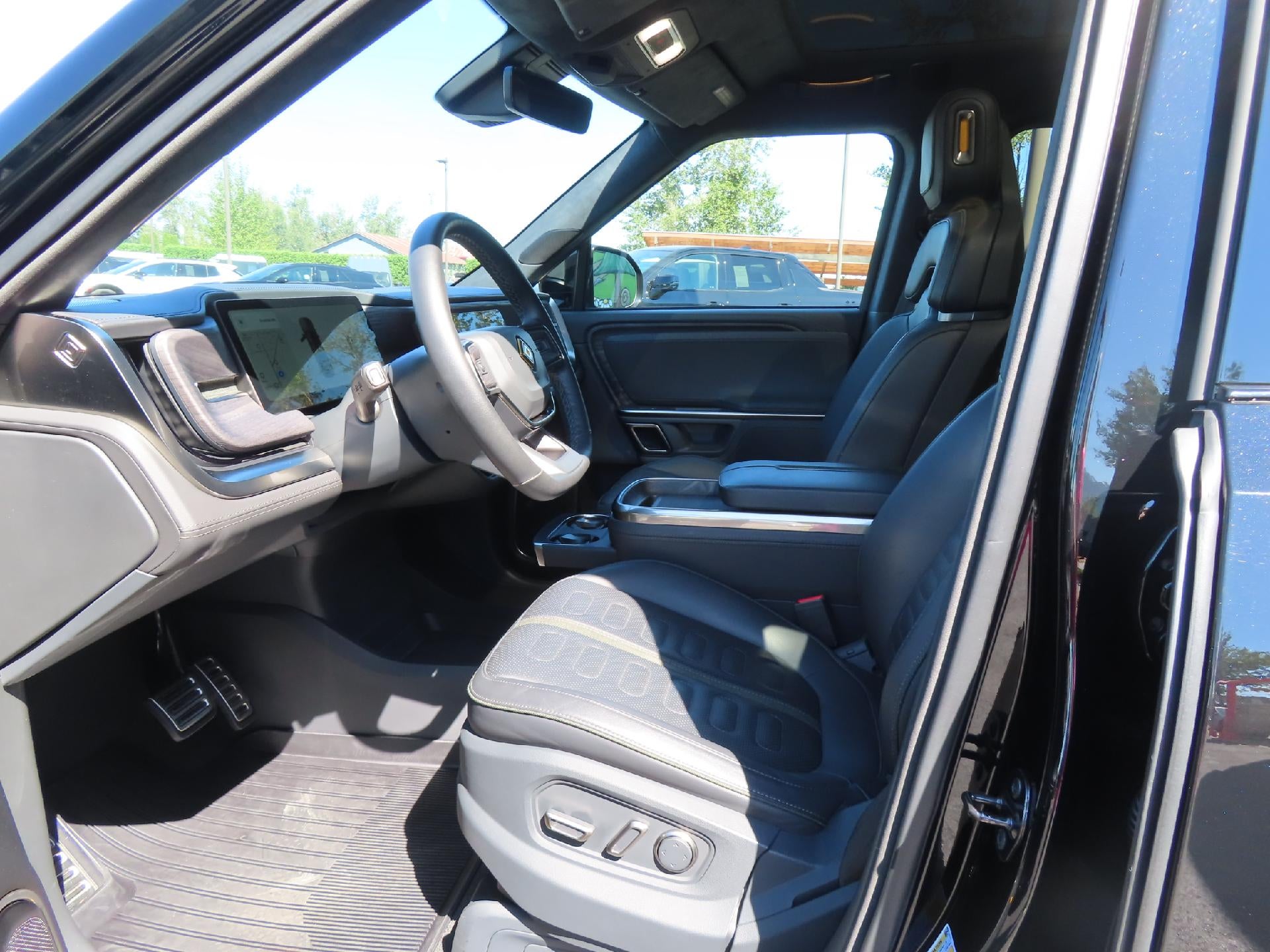 2023 Rivian R1T Adventure
