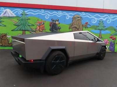 2024 Tesla Cybertruck Base