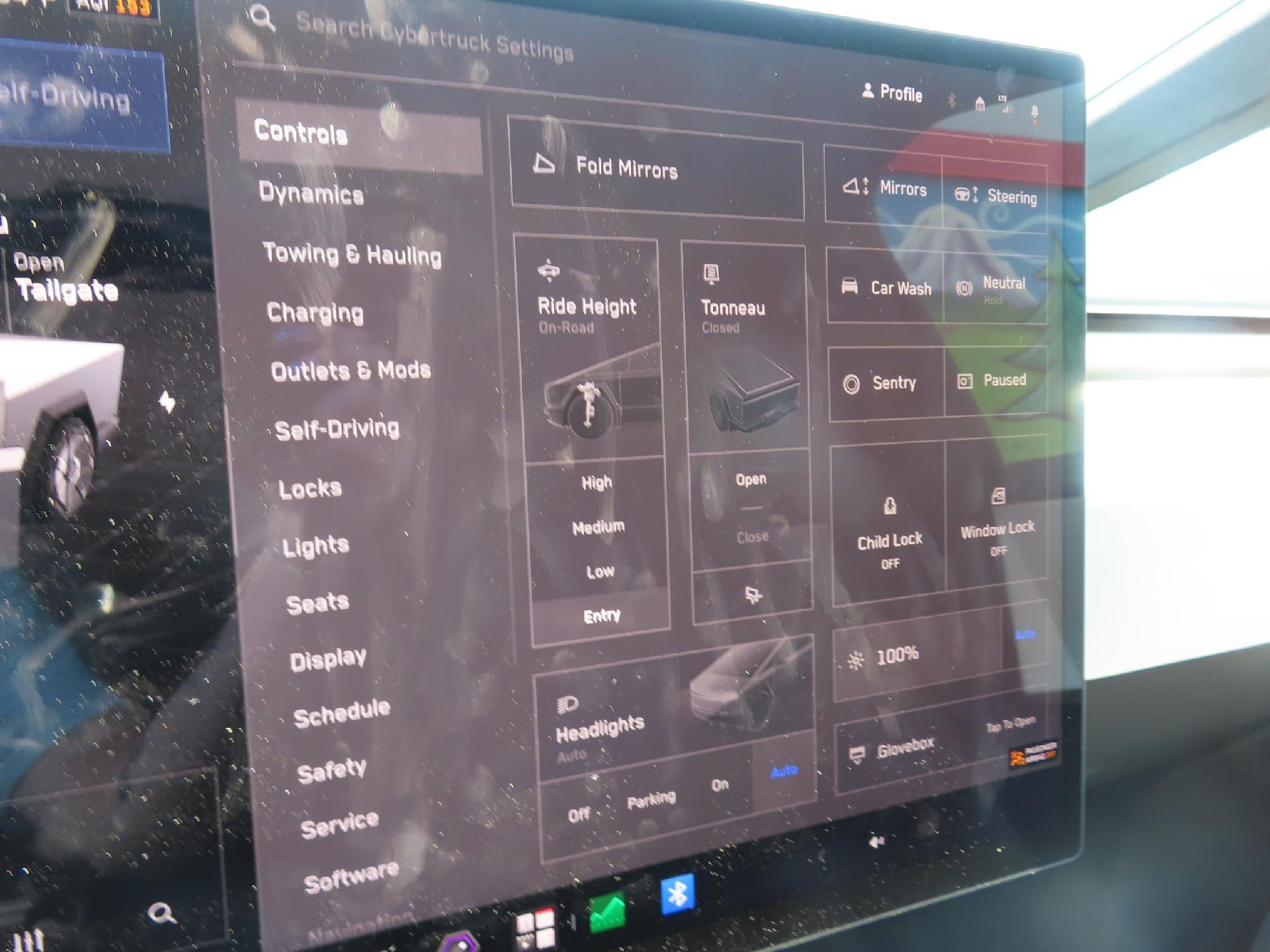2024 Tesla Cybertruck Base