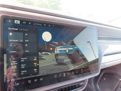 2023 RIVIAN R1S Adventure